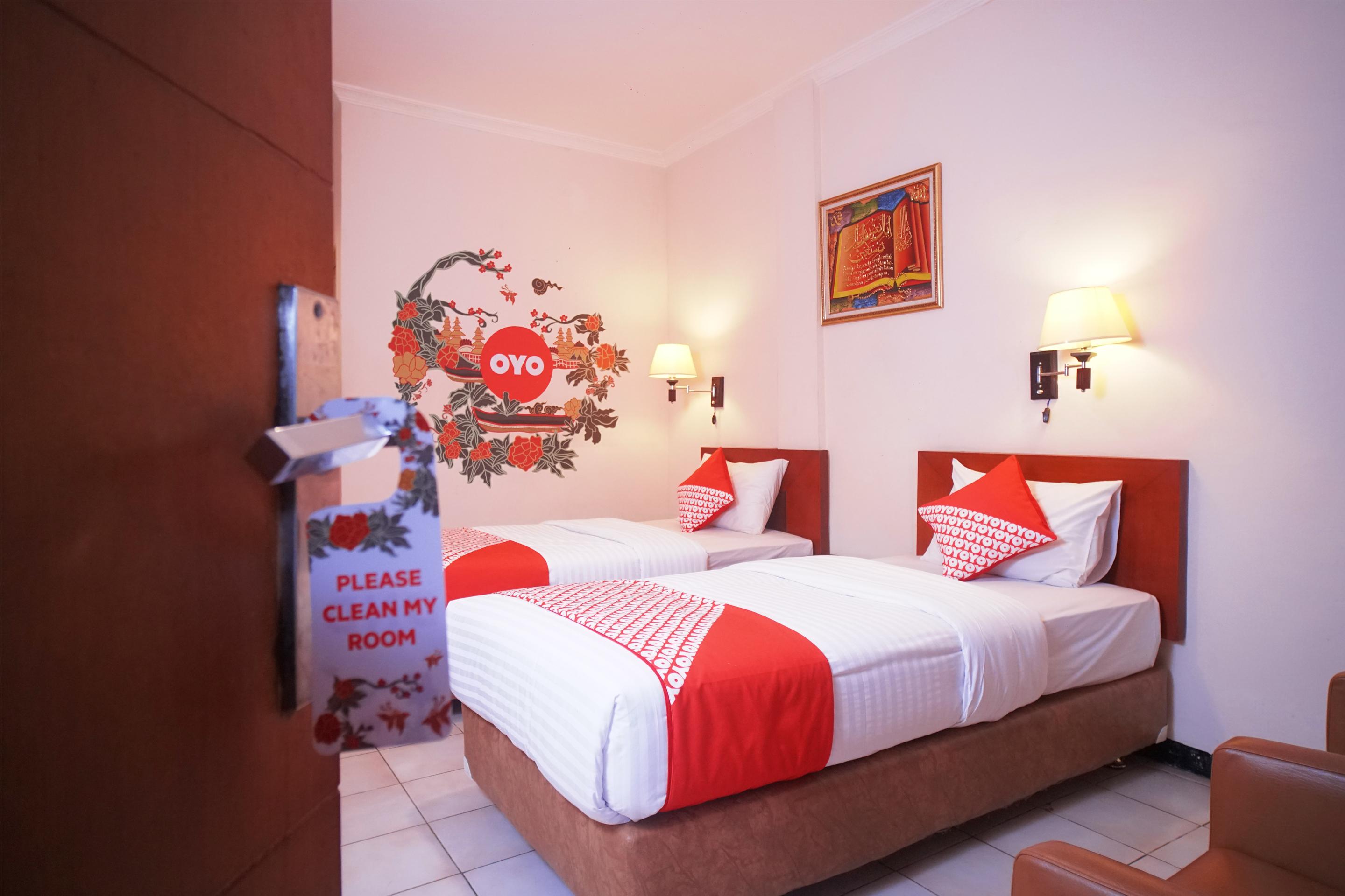 Capital O 142 Hotel Al Furqon Syariah Palembang Eksteriør bilde