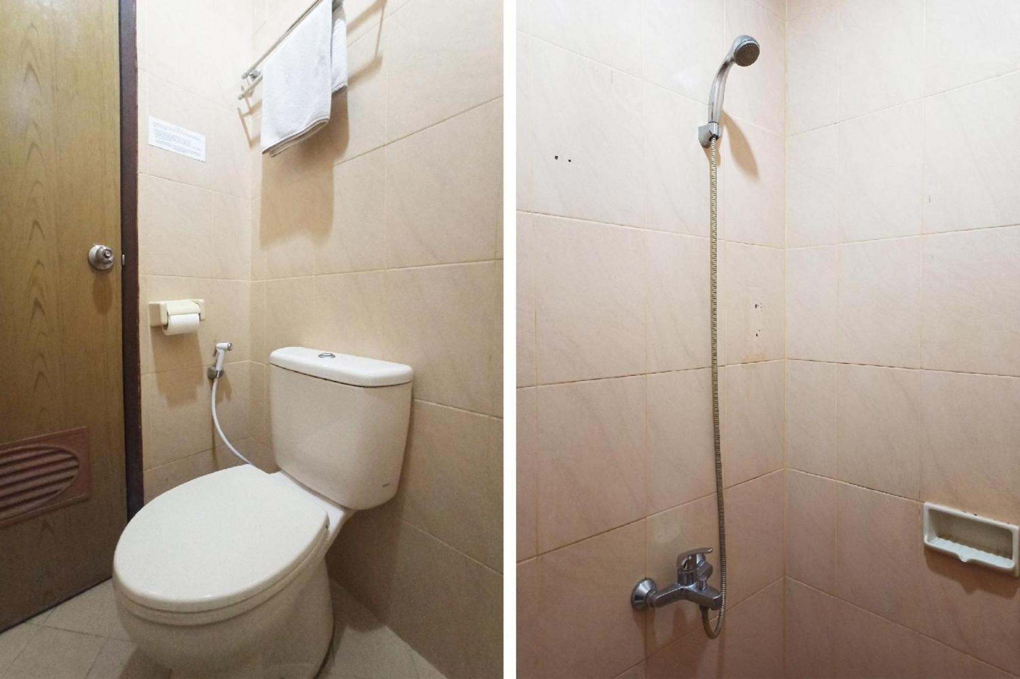Capital O 142 Hotel Al Furqon Syariah Palembang Eksteriør bilde