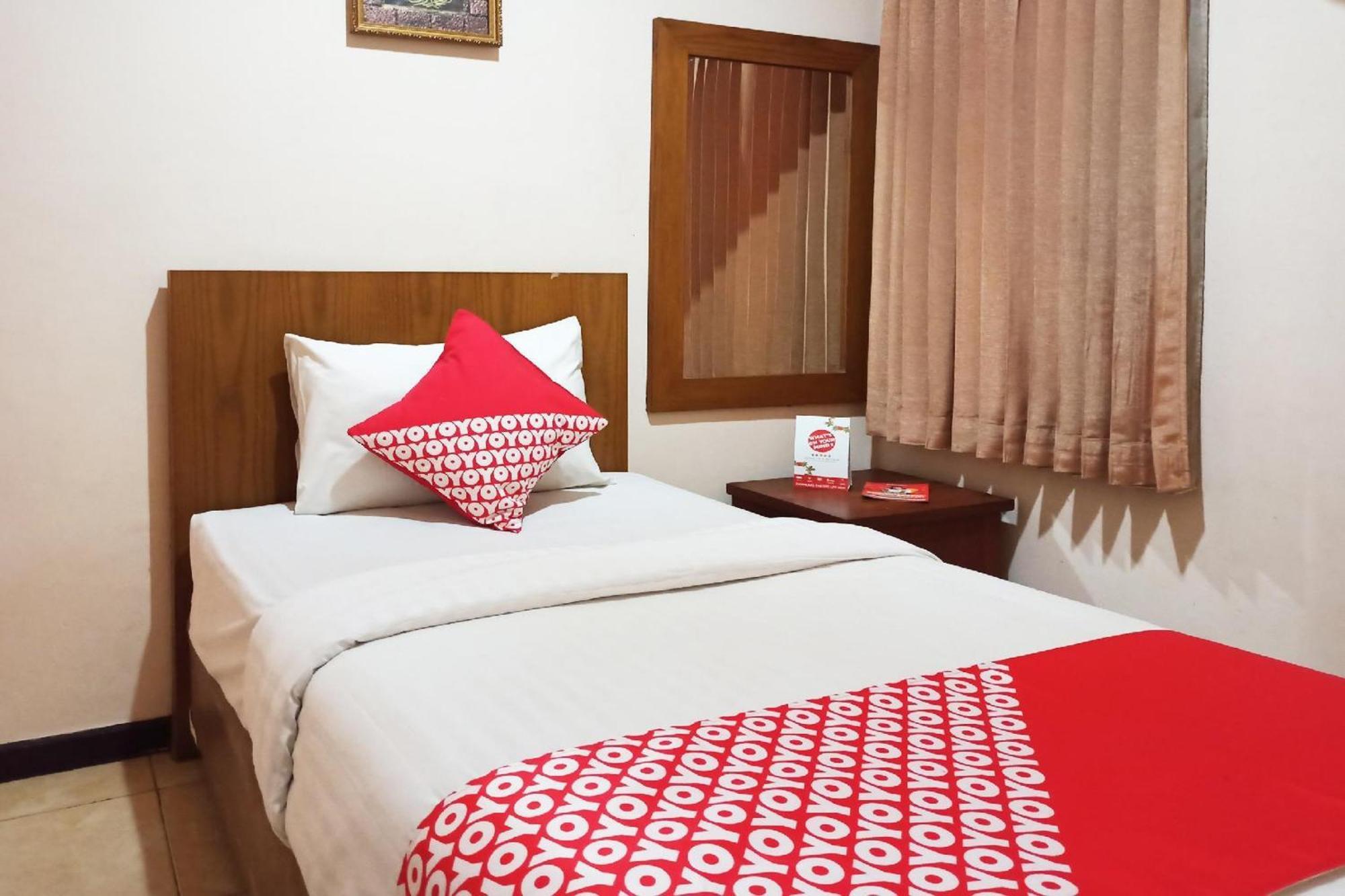 Capital O 142 Hotel Al Furqon Syariah Palembang Eksteriør bilde
