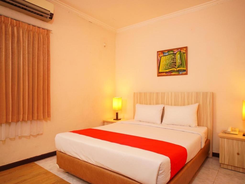 Capital O 142 Hotel Al Furqon Syariah Palembang Eksteriør bilde