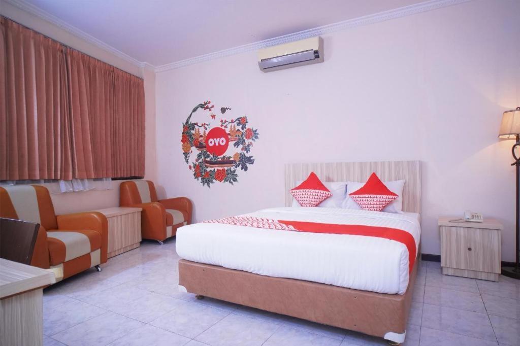 Capital O 142 Hotel Al Furqon Syariah Palembang Eksteriør bilde